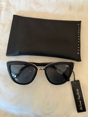 NWT Brand NWT Quay Australia My Girl Cat Eye Sunglasses in Pristine Condition